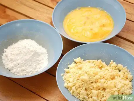 Image titled Make Nacho Cheese Jalapeno Poppers Step 4