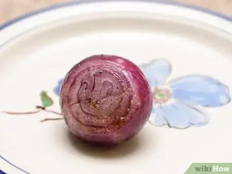 Image titled Grill Onions Step 17