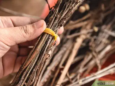 Image titled Make a Dried Flower Bouquet Step 16