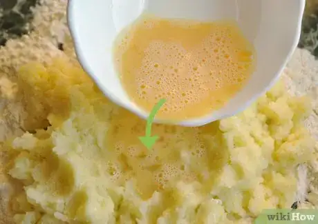 Image titled Turn Mashed Potatoes Into Gnocchi Step 4