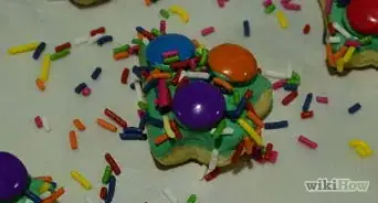 Make Christmas Tree Cookies