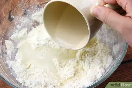 Image titled Make Cannoli Shells Step 3