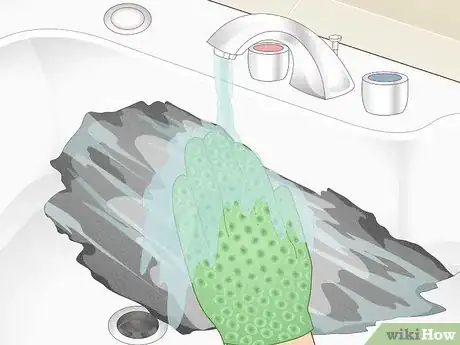 Image titled Prevent Algae Growth in a Freshwater Aquarium Step 7