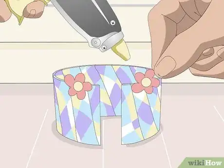Image titled Make a Toilet Roll Bracelet Step 23