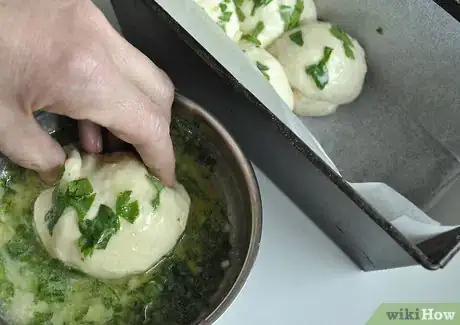 Image titled Make Pull Apart Garlic Bread Step 4