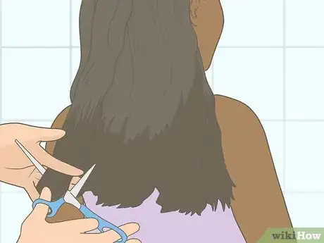 Image titled Cut Wavy Hair Yourself Step 14