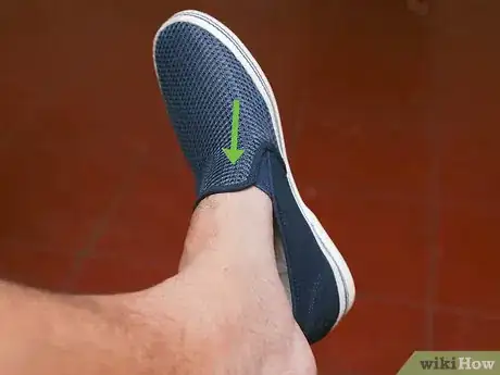 Image titled Use Household Items to Remove Shoe Odors Step 11