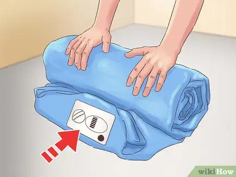 Image titled Inflate an AeroBed Step 3