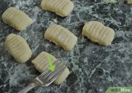 Image titled Turn Mashed Potatoes Into Gnocchi Step 9
