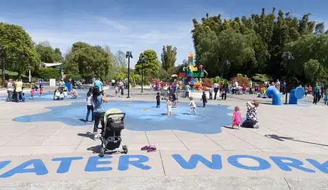 Image titled 8156605550_2f85868c23_z