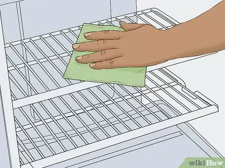 Image titled Stop a Fridge from Ice Build Up Step 9