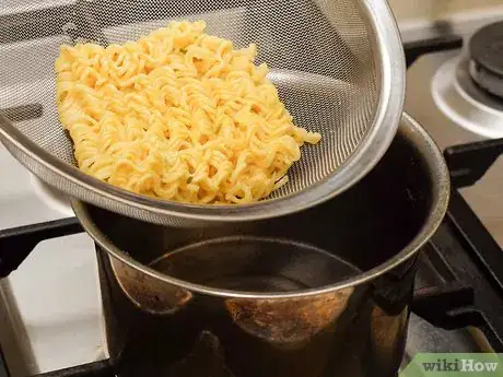 Image titled Make Healthy Ramen Step 16