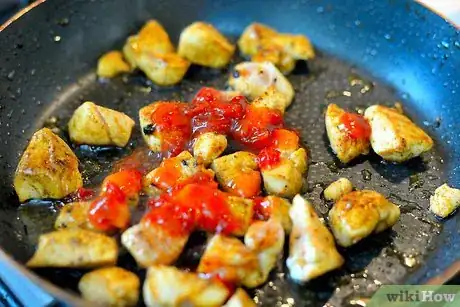 Image titled Make Chicken Pizza Step 10