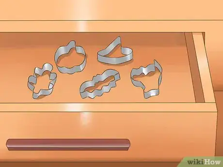 Image titled Maximize Space in a Small Kitchen Step 2