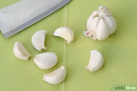 Image titled Freeze Garlic Step 4