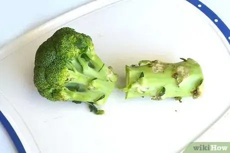 Image titled Cook Fresh Broccoli Step 2