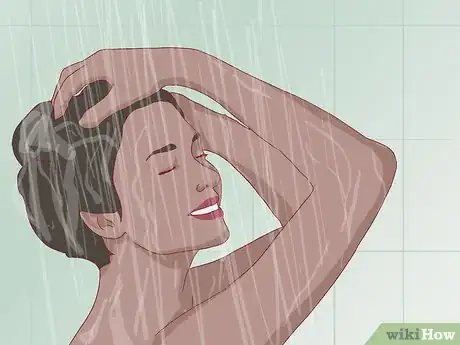 Image titled Shampoo Hair Naturally Step 6