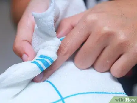 Image titled Find the Edge of a Roll of Tape Step 9