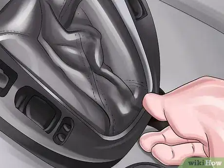 Image titled Replace the Stereo in a 2005 Saturn Vue Step 3