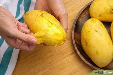 Image titled Make Mango Slushies Step 1