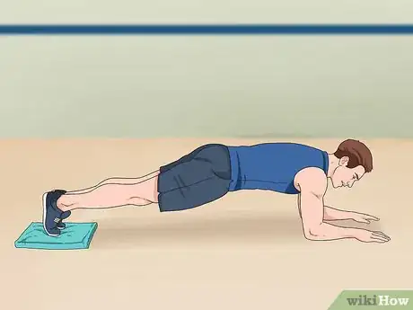 Image titled Do Renegade Rows Step 9