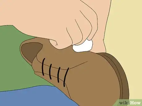 Image titled Prep a Shoe for Painting Step 11