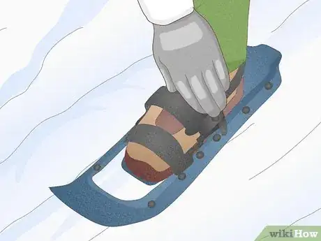 Image titled Snowshoe Step 19