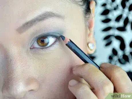 Image titled Do Makeup Like Elizabeth Gillies from Victrious Step 3