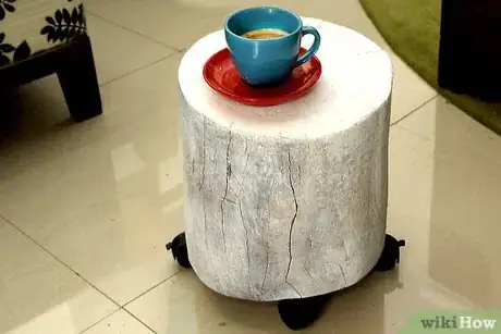 Image titled Make a Tree Stump Coffee Table Step 10