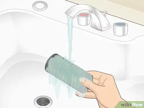 Image titled Prevent Algae Growth in a Freshwater Aquarium Step 9