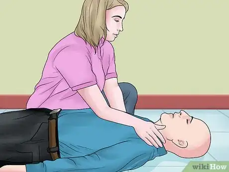 Image titled Evaluate for Head Injuries During First Aid Step 1