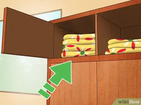 Image titled Store Scarves Step 3