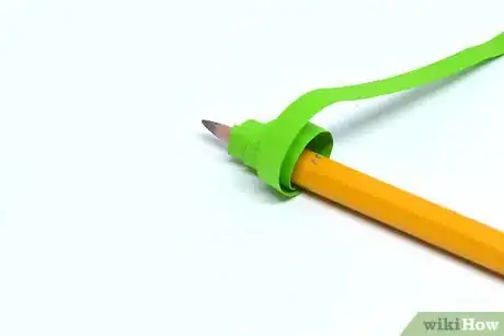 Image titled Make Quilling Earrings Step 3