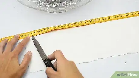 Image titled Cover Tall Cakes Step 8