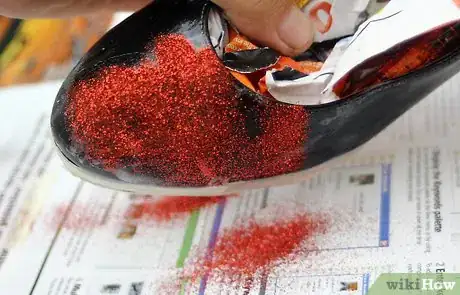 Image titled Make Glitter Pumps Step 7