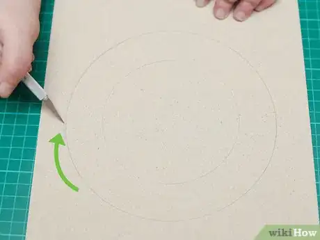 Image titled Make a Paper Wreath Step 4