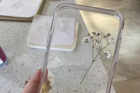 Image titled Glue flowers.jpeg