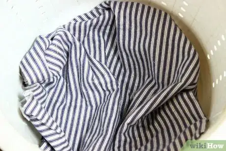 Image titled Avoid Puckers when Sewing Step 1