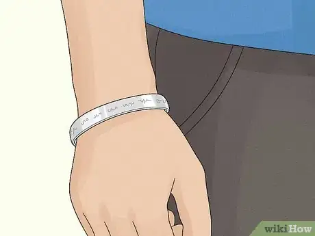 Image titled Dress for an Audition Step 12