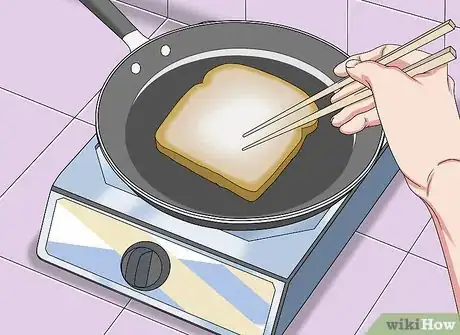 Image titled Make a Breakfast Grilled Cheese Step 8