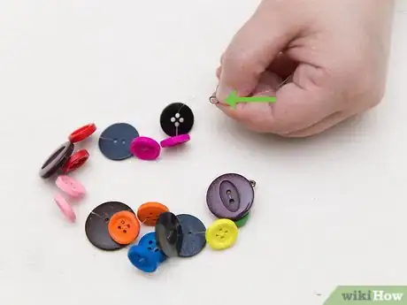 Image titled Make a Button Necklace Step 7
