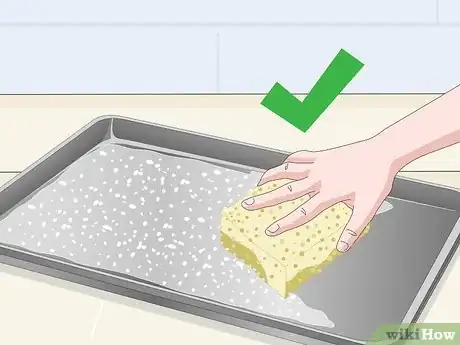 Image titled Clean Baking Sheets Step 5