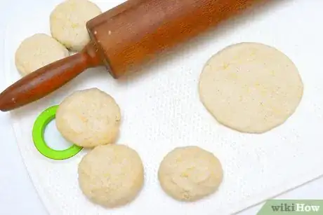 Image titled Make Biscuit Bowls Step 11
