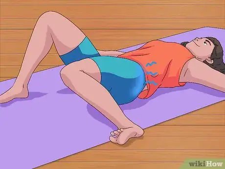 Image titled Stretch for the Splits Step 10