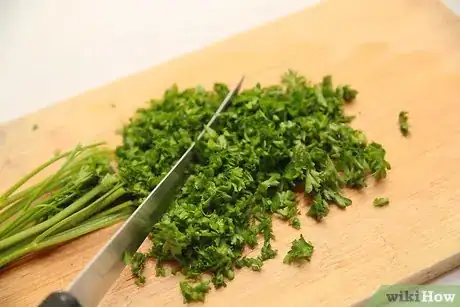 Image titled Cook Little Neck Clams Step 1