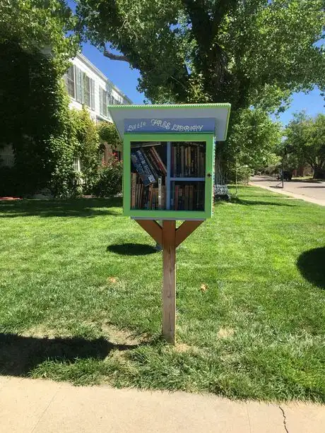 Image titled Little free library 1741367_1920