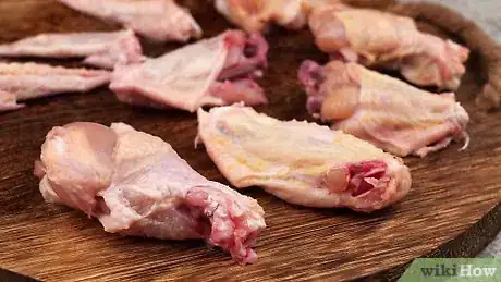 Image titled Cook Chicken Wings Step 6