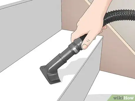 Image titled Install Bamboo Flooring on Stairs Step 2