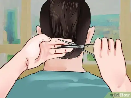 Image titled Cut a Faux Hawk Step 16