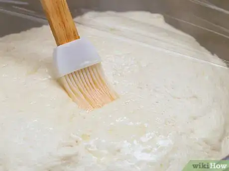 Image titled Make a Stromboli Step 7